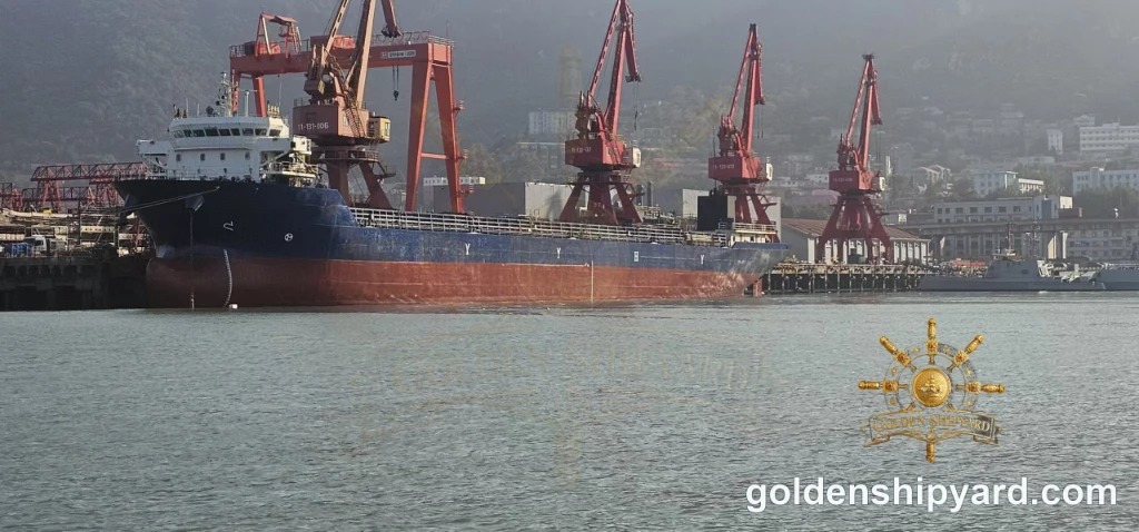 816 TEU Container Vessel (2018) — In Stock — photo 3
