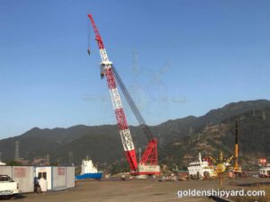 300 t Floating Crane (2007) — In Stock — 2