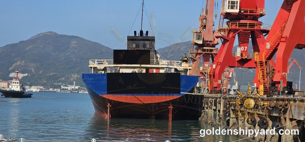816 TEU Container Vessel (2018) — In Stock