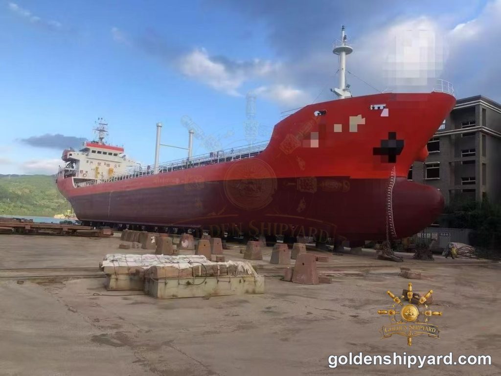 3,800 DWT Oil / Product Tanker (2006) — Sold
